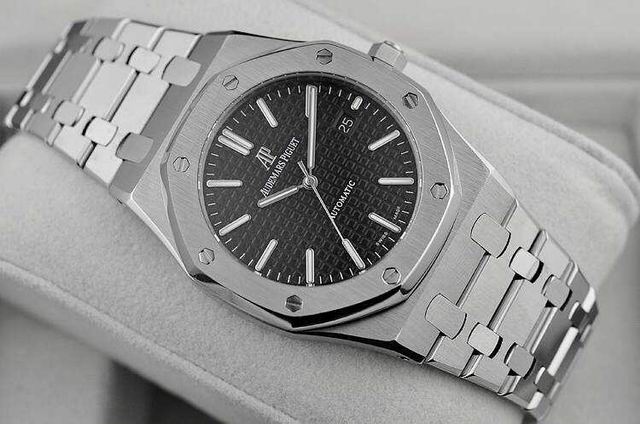 Audemars Piguet Watch 8